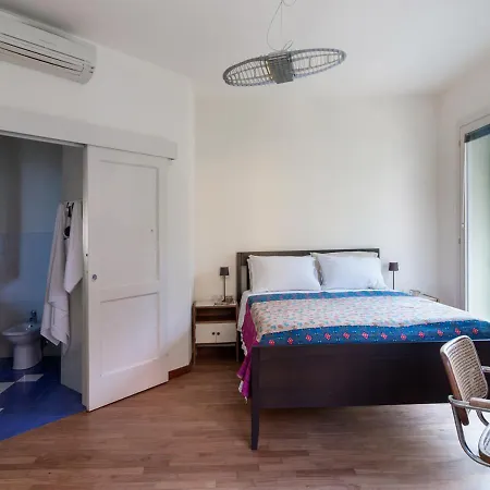 Arianna Oda ve Kahvaltı