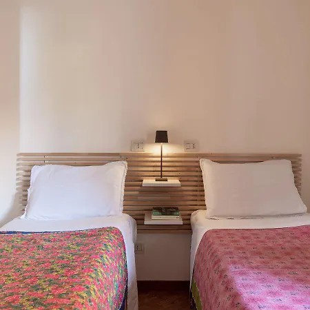 Arianna Oda ve Kahvaltı 3*