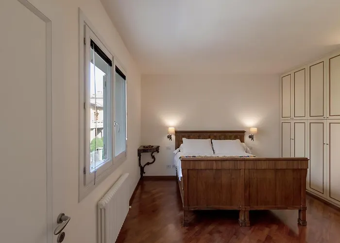 Arianna فندق مبيت وإفطار