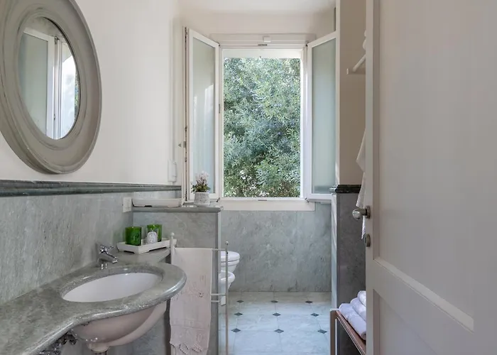 Arianna فندق مبيت وإفطار 3*